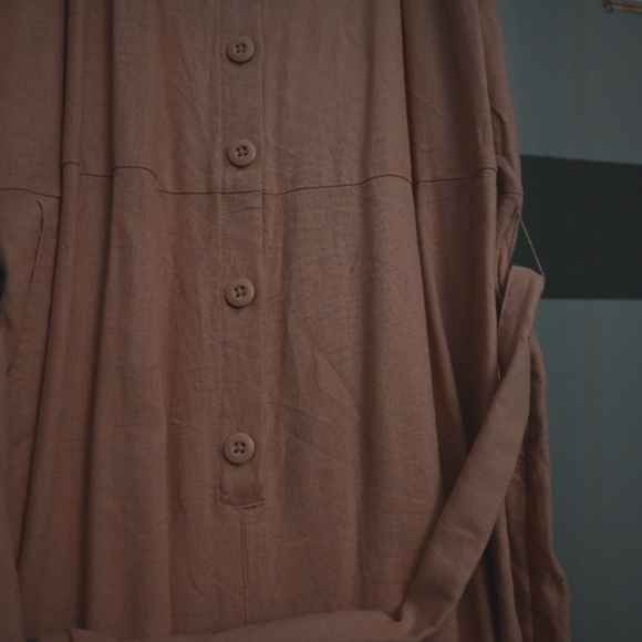 Old navy blush jumpsuit with belt and pockets - Picture 5 of 5